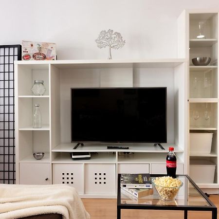 Sea & Wave Adela Boutique Apartment Malaga Luaran gambar