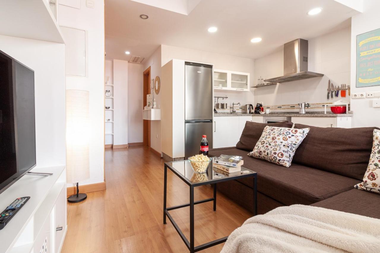 Sea & Wave Adela Boutique Apartment Malaga Luaran gambar
